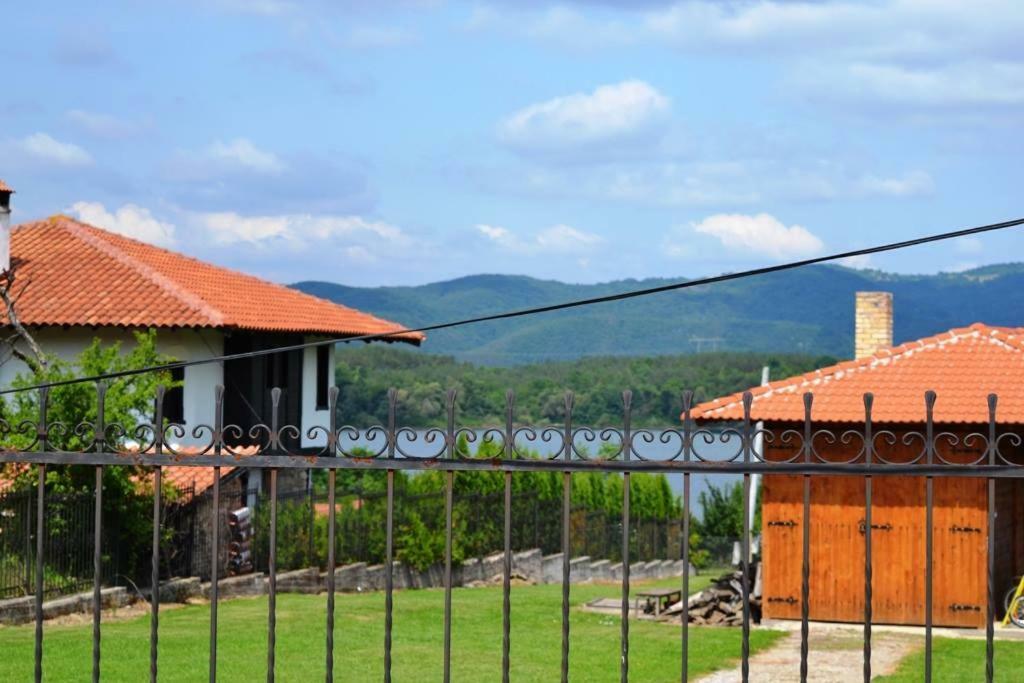 Sichanova Guest House Bruchkovtsi Экстерьер фото