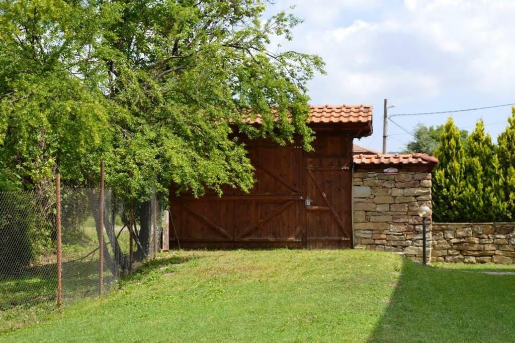 Sichanova Guest House Bruchkovtsi Экстерьер фото