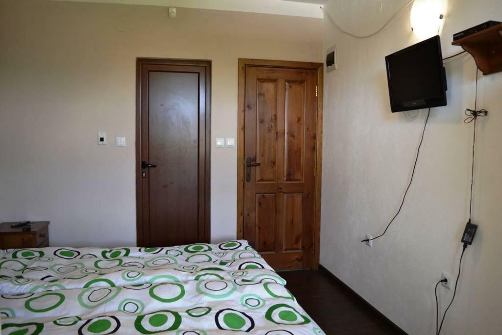 Sichanova Guest House Bruchkovtsi Экстерьер фото